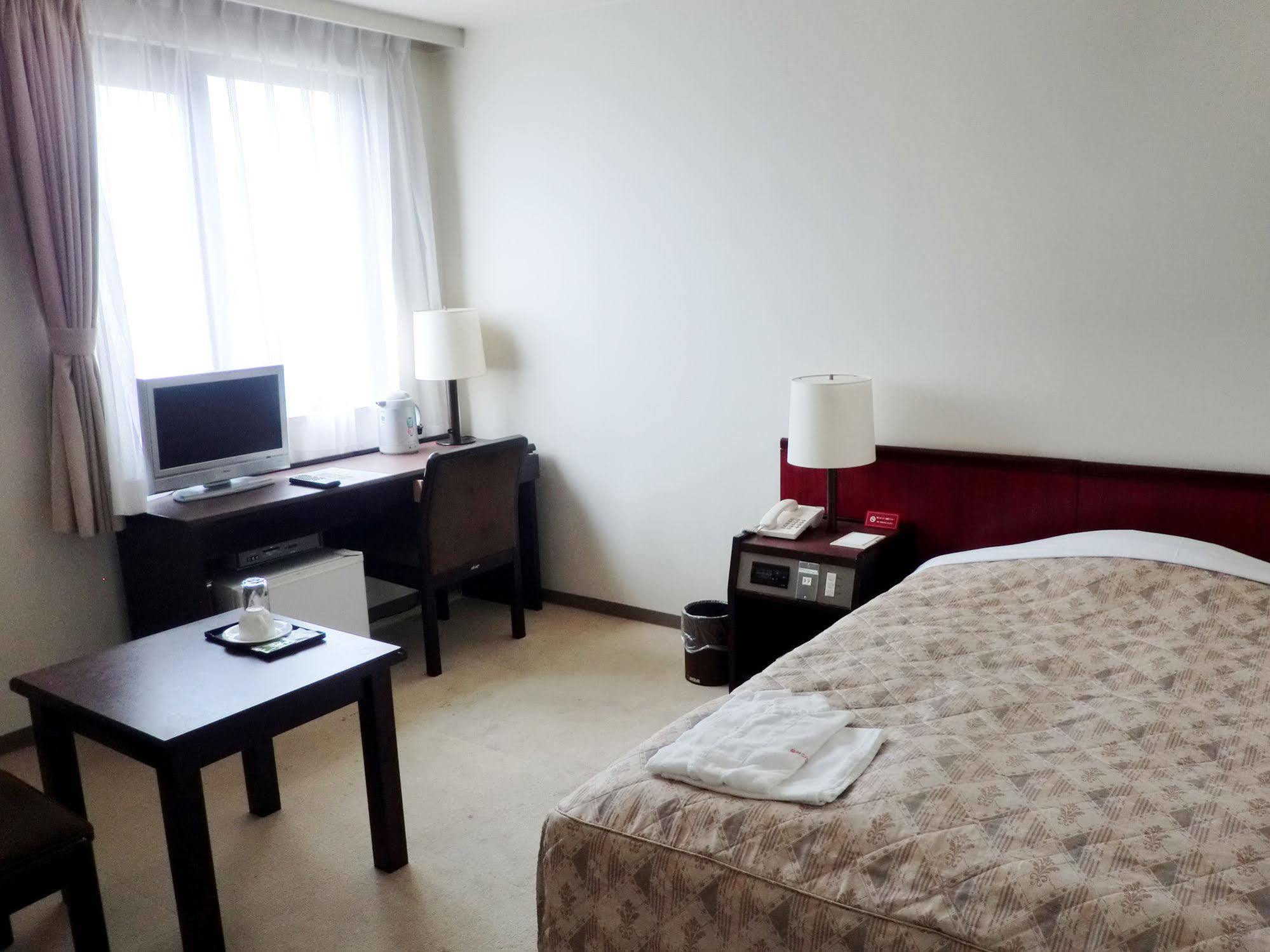 Hotel Green Park Сендай Экстерьер фото