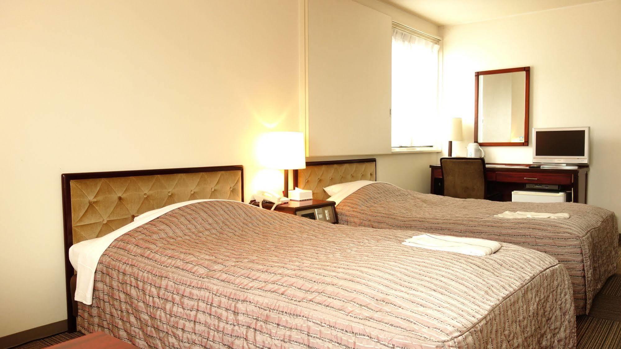 Hotel Green Park Сендай Экстерьер фото